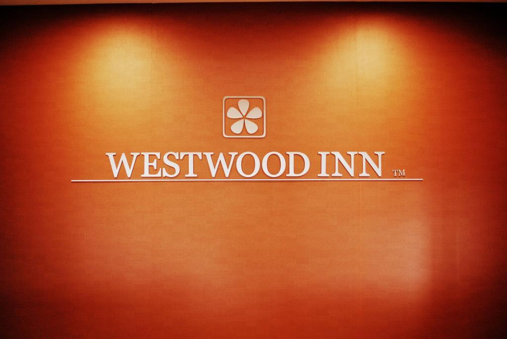 Westwood Inn By Oyo Gonzales Tx Exterior photo